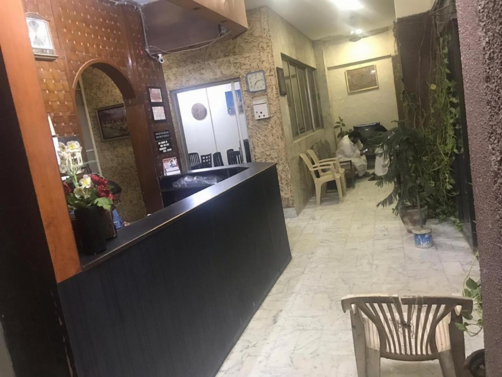 Hotel Zeeshan Main image